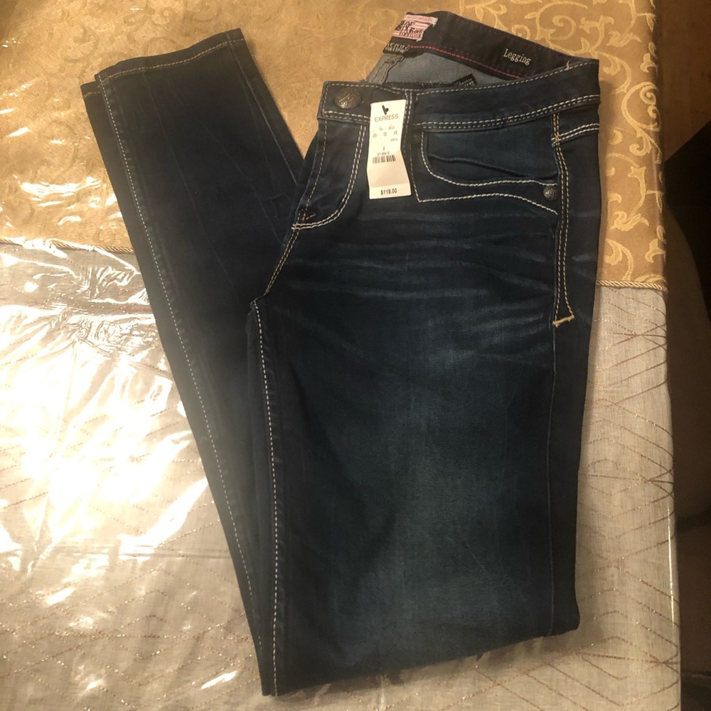 Express Bedrock leggings brand new